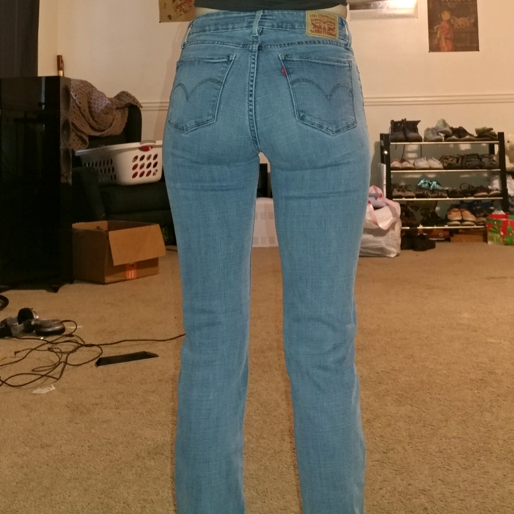 Levi's size 26